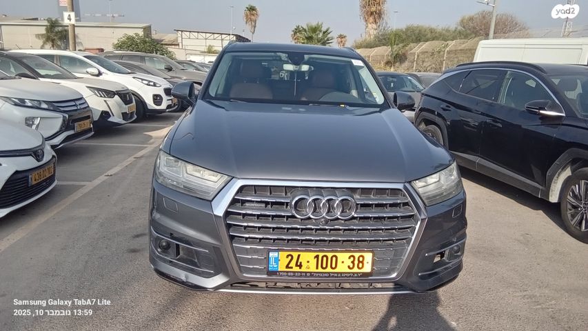 מודעת רכב אאודי Q7