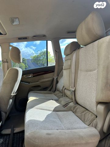 טויוטה לנד קרוזר