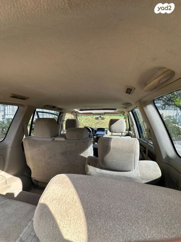 טויוטה לנד קרוזר