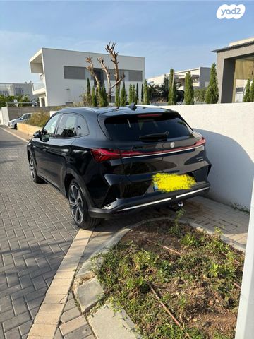 אם ג'י מארוול R