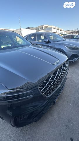 מודעת רכב ג'נסיס GV70