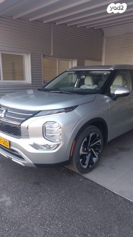 מיצובישי אאוטלנדר