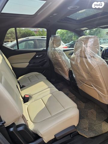 שברולט טראוורס