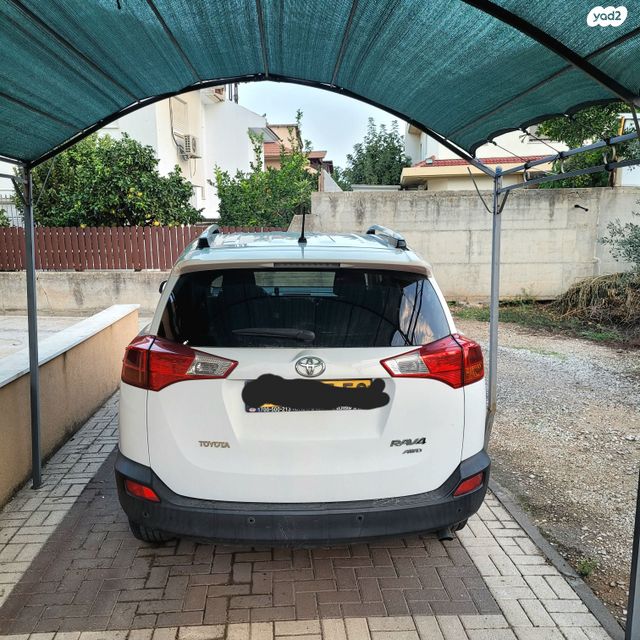 מודעת רכב טויוטה RAV4