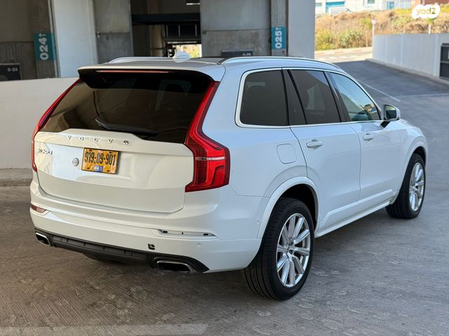 וולוו XC90