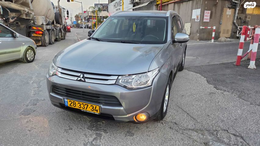 מיצובישי אאוטלנדר