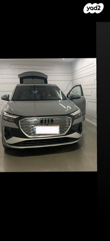 מודעת רכב אאודי Q4 e-tron
