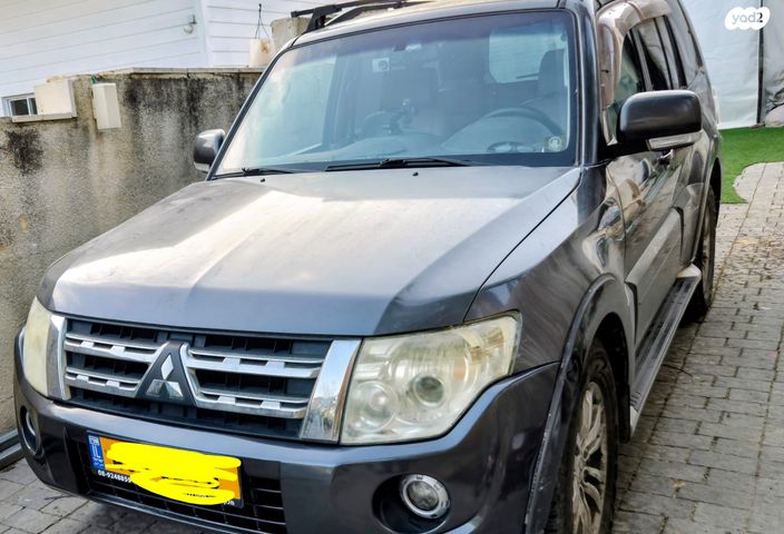 מיצובישי פג'רו