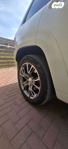 ג'יפ גרנד צ'ירוקי