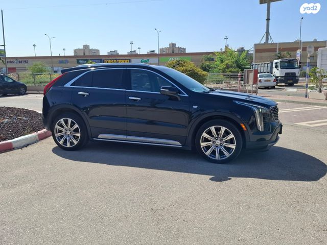 קאדילק XT4