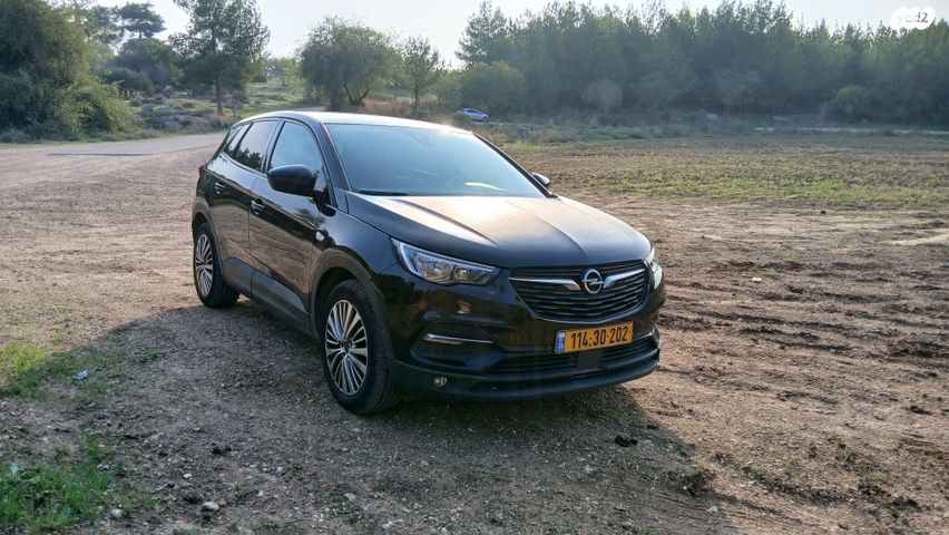 מודעת רכב אופל גרנדלנד