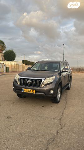 מודעת רכב טויוטה לנד קרוזר