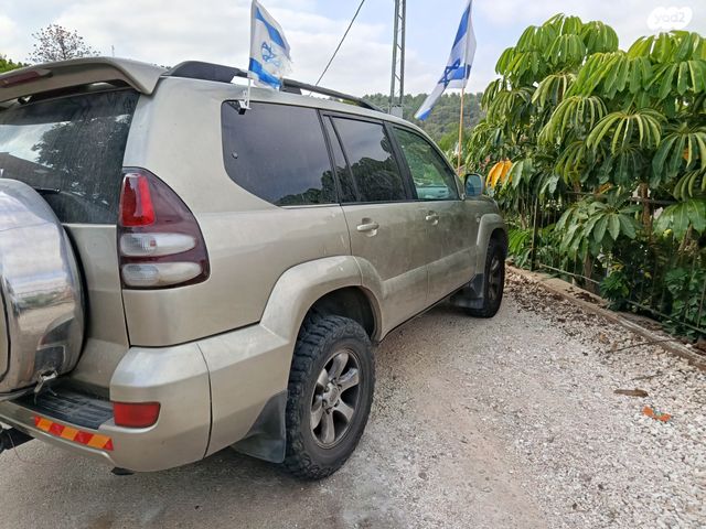 מודעת רכב טויוטה לנד קרוזר