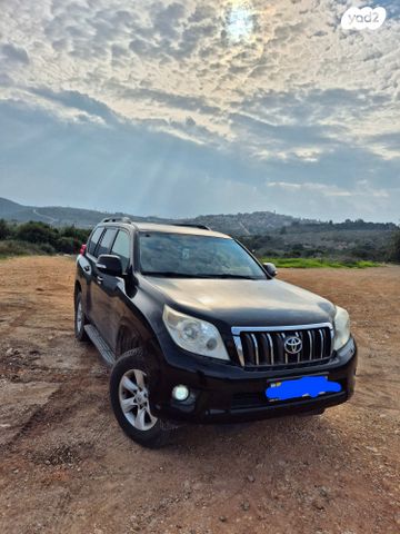 טויוטה לנד קרוזר