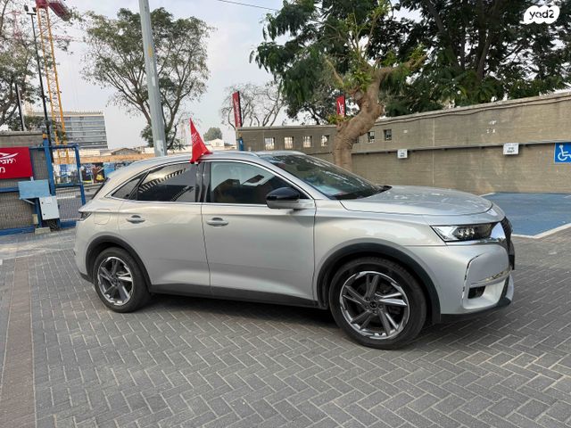 מודעת רכב די.אס 7