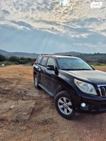 טויוטה לנד קרוזר