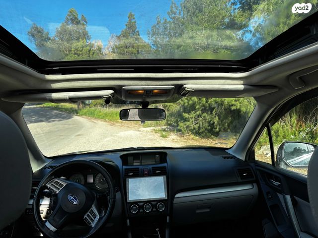 סובארו פורסטר