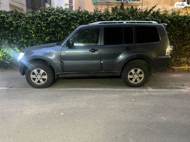 מודעת רכב מיצובישי פג'רו