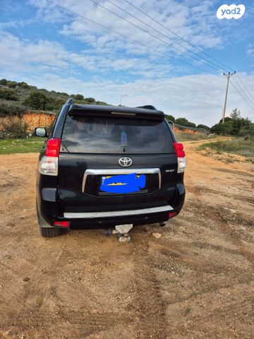 טויוטה לנד קרוזר