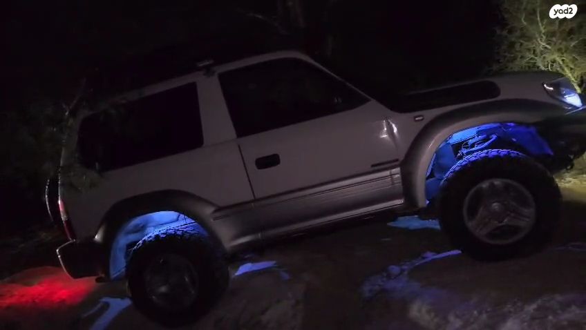 טויוטה לנד קרוזר