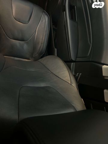 מודעת רכב פורד אדג'