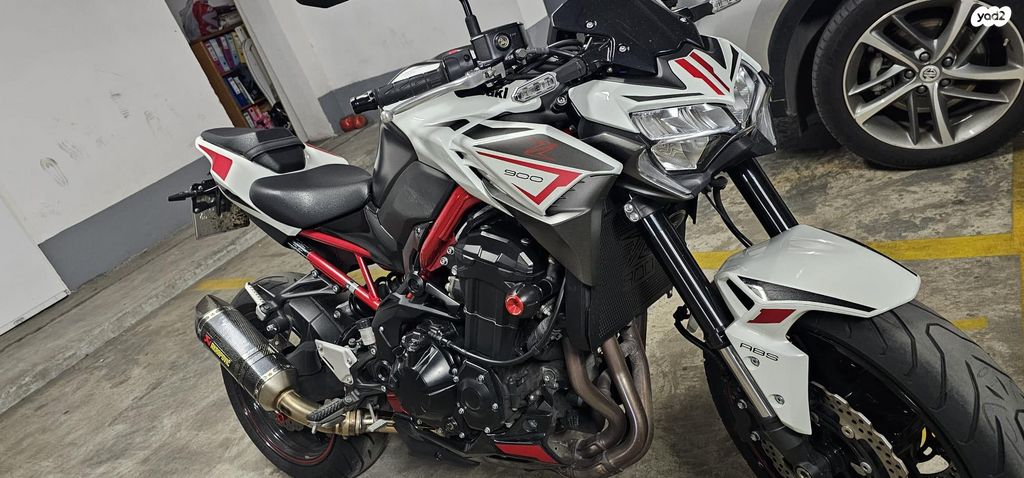 קאוואסאקי Z900