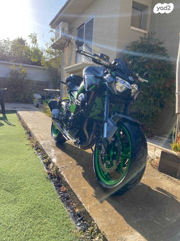 קאוואסאקי Z900
