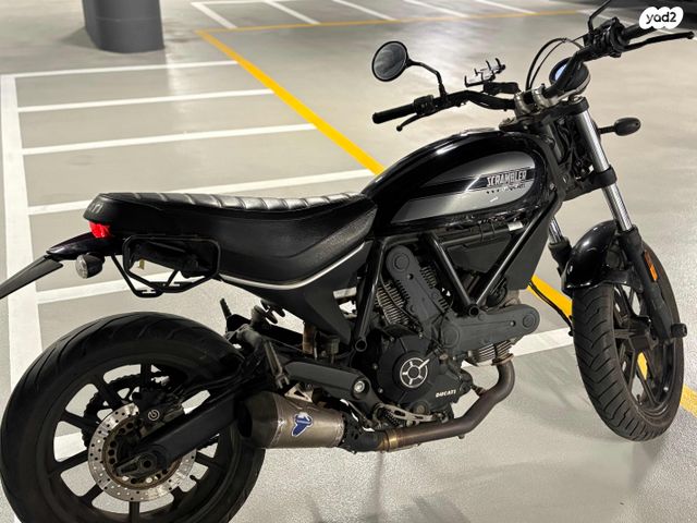 דוקאטי סקרמבלר 400