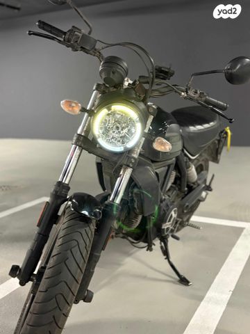 דוקאטי סקרמבלר 400