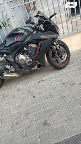 מודעת רכב הונדה CBR650R