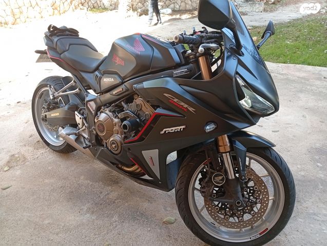 הונדה CBR650R
