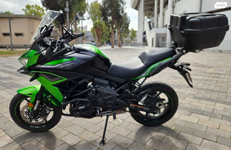 קאוואסאקי Versys 650