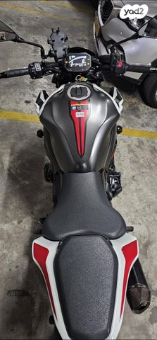 קאוואסאקי Z900