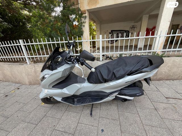 הונדה PCX 125