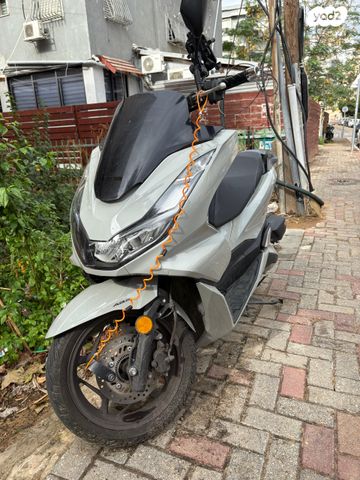 מודעת רכב הונדה PCX 125