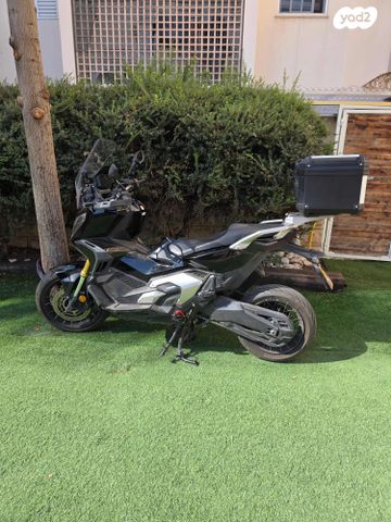 הונדה X-ADV750