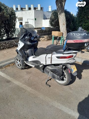 מודעת רכב פיאג'ו MP3 300