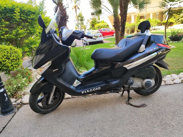 מודעת רכב פיאג'ו X-Evo 250