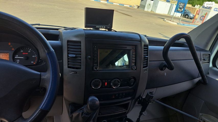 מיניבוסים ורכבי הסעות