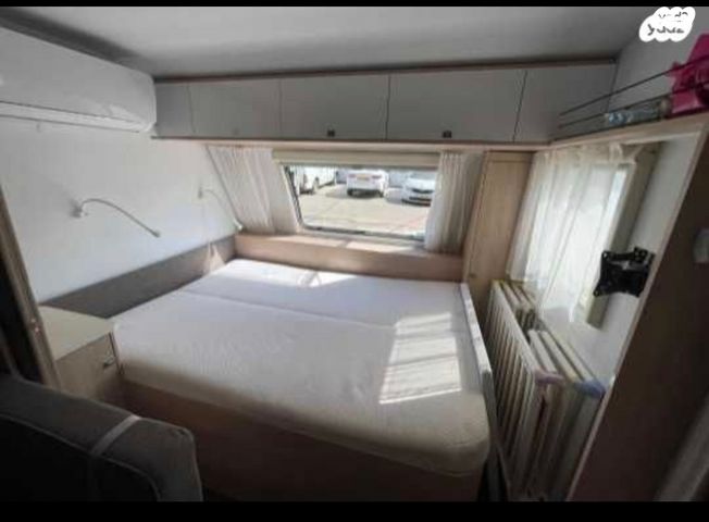 מודעת רכב נגרר (קראוון נגרר)