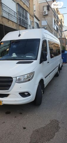 מיניבוסים ורכבי הסעות