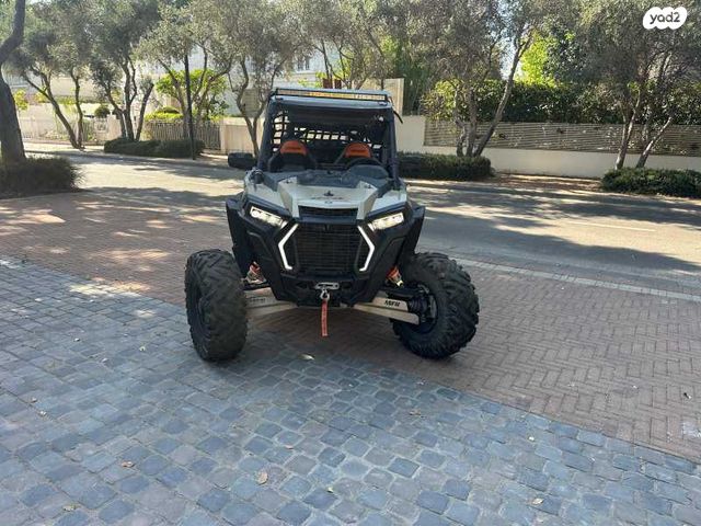 מודעת רכב פולריס