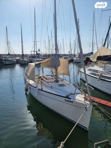 יאכטות - מפרשית