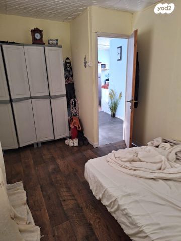 יאכטות - סירות מנוע