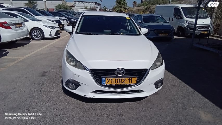 מודעת רכב מאזדה 3