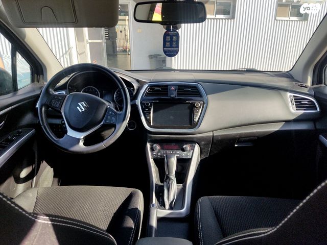 סוזוקי קרוסאובר