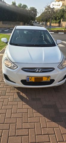 יונדאי אקסנט i25