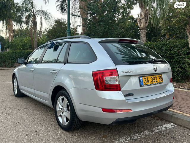 סקודה אוקטביה