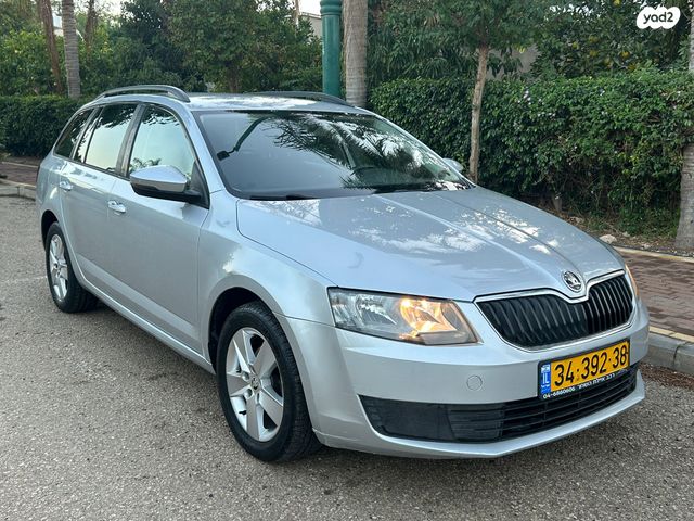 סקודה אוקטביה