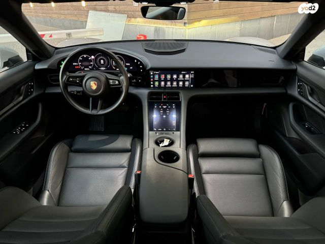 פורשה טייקן